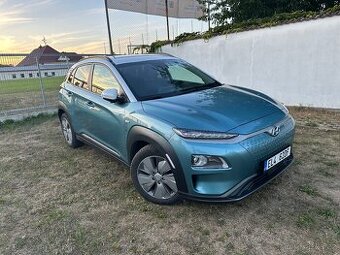Hyundai Kona Electric 64 kWh 150 kw PREMIUM, Záruka