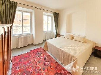 Pronájem bytu 3+1, 73m2, Praha 1 - Malá Strana, Hroznová