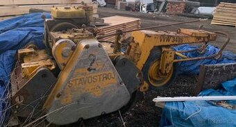 Ručně vedený vibrační válec Stavostroj 3405