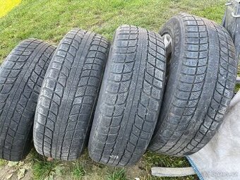 Prodám pneu s ráfky