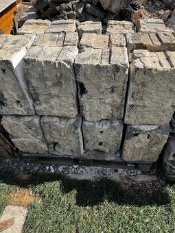 Tvárnice stavební materiál