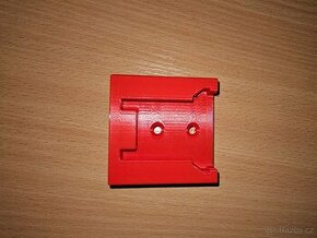 Držák aku baterie Milwaukee M18