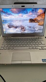 Sony Vaio VPCSB, PCG-4121GM, na díly nebo na opravu