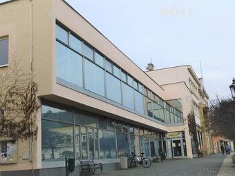 Pronájem komerční Obchodní prostory, 44㎡ - 1