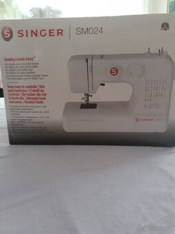 Šicí stroj, značka SINGER SM024 - RD.