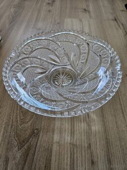 Mísa s broušeného skla