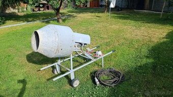 Stavební míchačka