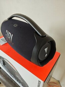 JBL boombox 3