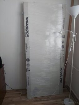 Plné dveře bílé 80 levé.