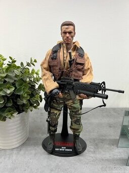 Predator Major Alan Dutch Schaefer 30 cm Hot toys