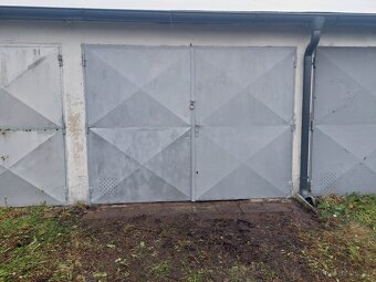 Prodej garáže Hradec Králové - Pouchov