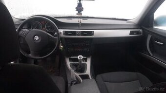 Prodám BMW 318i E90