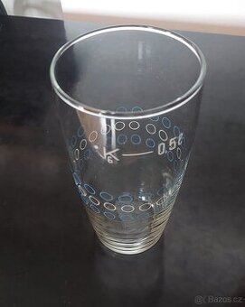 sběratelský socialistický retro půllitr, pohárek