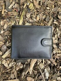 Luxusní peněženka z pravé jemné kůže v krabičce