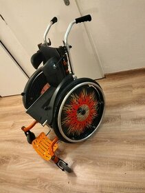 Invalidní vozíček