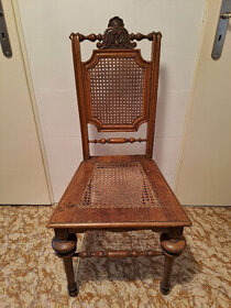 Stará dřevěná židle - 1