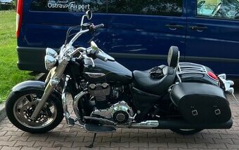Triumph Commander 1700 ABS