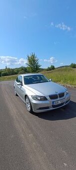 Prodám BMW E90 330i 200kw manuál 4x4