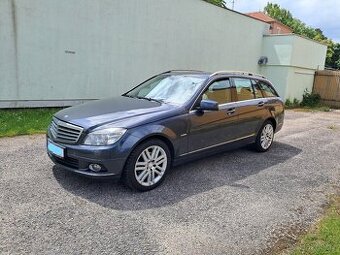 Mercedes Beznz 220C - CDi combi