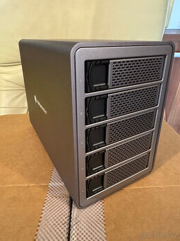 ORICO / Yottamaster box 5-bay HDD, 3.5"/2.5", USB 3.0