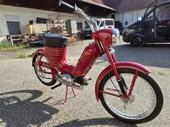 JAWA 550