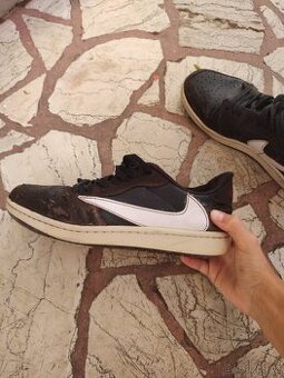 Air Jordan 1 low og Travis Scoot(Real)-(Pravý)