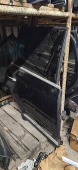 Prave zadni dvere porsche cayenne