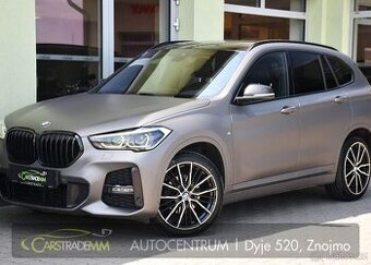 BMW X1 sDrive18d M-SPORT HUD