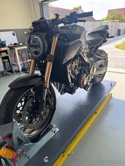Honda CB650R r.v2022