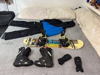 Snowboard/vázání/boty/bunda/kalhoty/rukavice