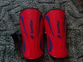 Fotbalové chrániče Lotto