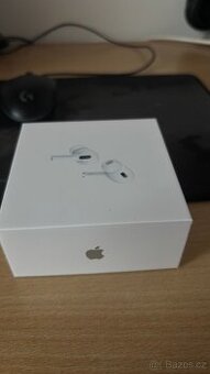 Zánovní Apple air pods 2