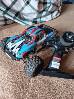 RC auto 4×4