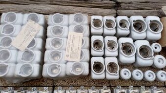 Porcelánové pojistkové držáky, pojistky a vložky