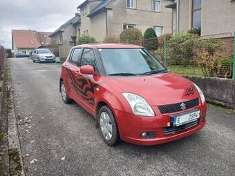 Suzuki Swift 1,3 GL, 4WD, 66kW,Nová Česká STK