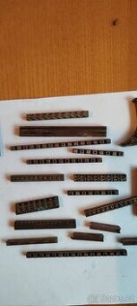 Staré mosazných štočky