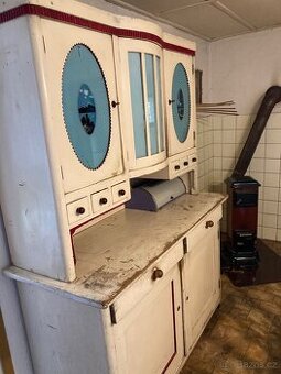 Krásný starý příborník a skříň - sada, cca 1930?