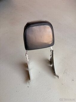 Opěrka spolujezdce Suzuki Marauder