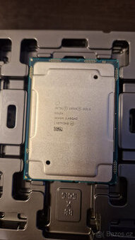 Intel Xeon Gold 6212U - 24 core - nový - k dispozici 26 kusů