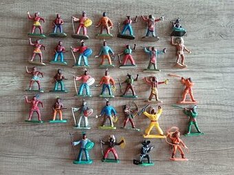 Indiáni a kovbojové  32ks