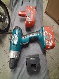 Detska plne funkcni Aku vrtacka cena 300kc