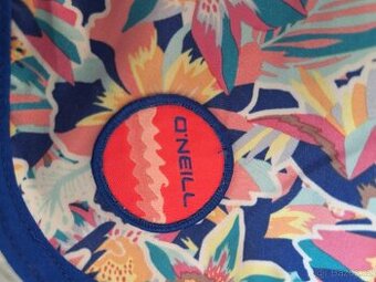 Dívčí kraťasy  značky O'NEILL vel. neuvedena.