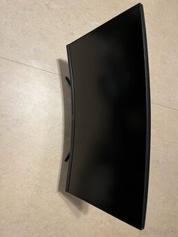 Herní monitor MSI G273CQ