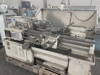 Soustruh hrotový SV 18 RA/750