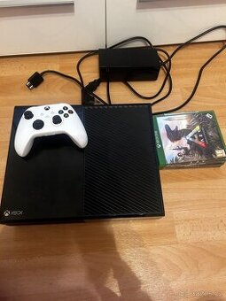 Xbox One 500gb + ovladač a 4 hry (HDMI kabel součástí)