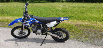 YCF 150E XL Bigy kola 19x16