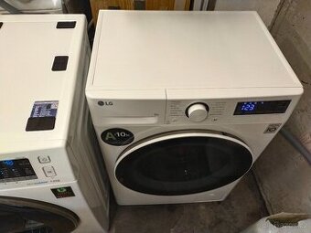 Prodám zánovní dig. pračku LG 9 kg--- Dovezu ---