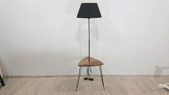 Stojací lampa se stolkem Opviq lights