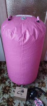 Nafukovací váleček s pumpou  100 x 60 cm