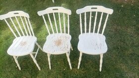 Jedna pevná selská/western židle